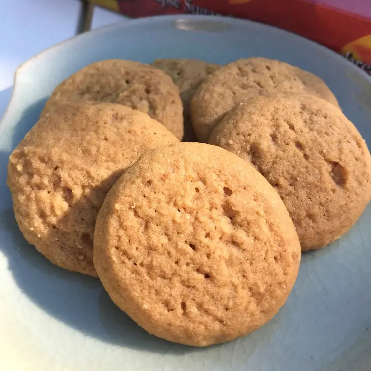 maple sugar cookies on the plate
